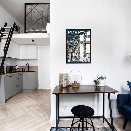 Charming Studio With Kitchen - Old Town, Main Station Krakow Exterior photo